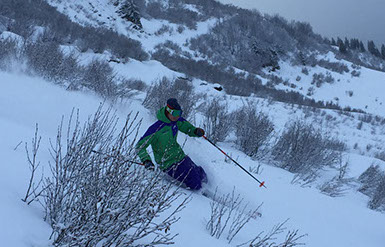 Off piste skiing and snowboarding Chatel